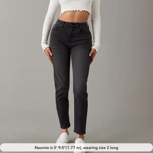 American Eagle NWT Curvy Mom Jeans Washed Black Super High Rise Size 2